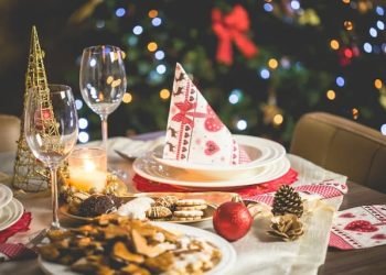christimas_eve_food_table_next_to_christmas_tree christimas_eve_food_table_next_to_christmas_tree